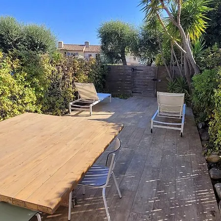 Beautiful House With Pool And Terrace In Gassin Holiday home *